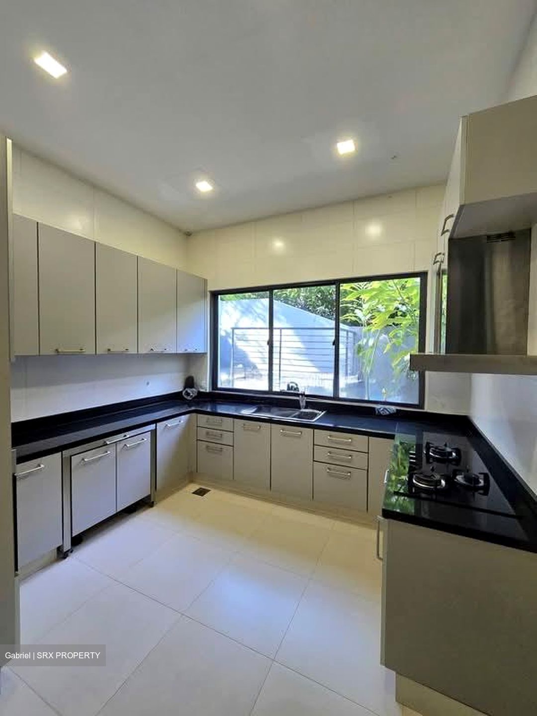 Bishopsgate (D10), Detached #576295681